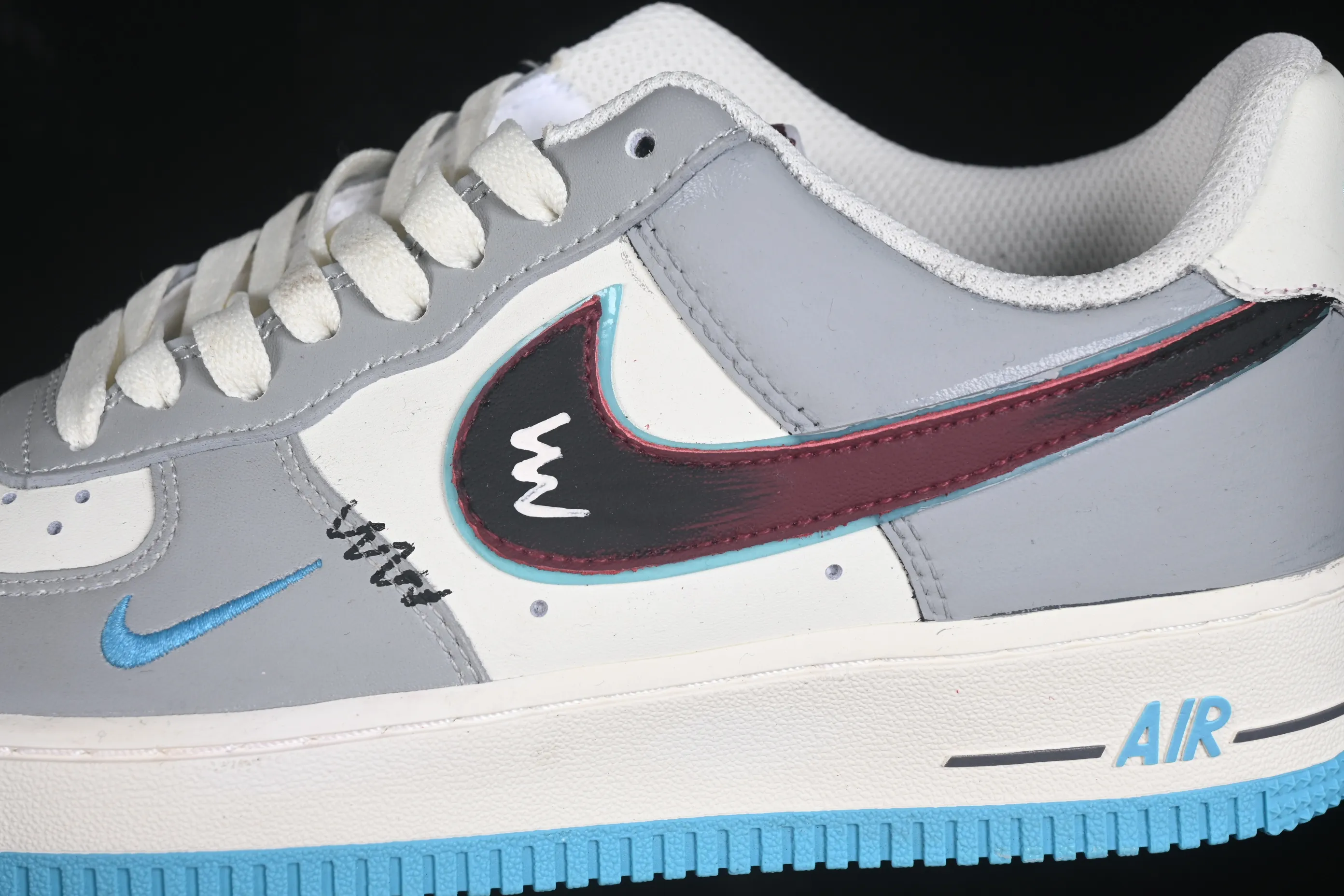 All categories Nk Air Force 1 Air Force series Nk Air Force 1 Low Air Force low-top Nike Air Force 1'07 Low "Ice Island Prelude" Hand-painted graffiti Ice Island Prelude Air Force One low-top casual sneakers LJ8822-616